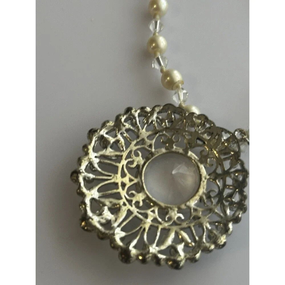 Vintage Style Filigree Rhinestone Pendant Necklace Faux Pearl Crystal Beaded 16”